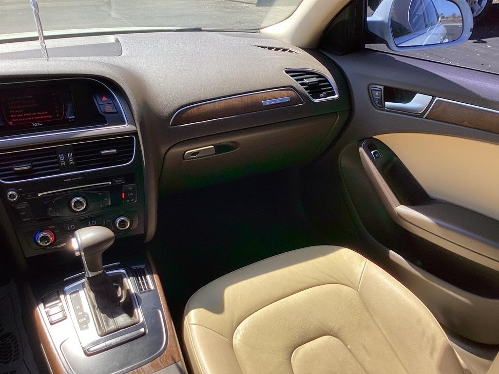 Audi A4 2.0 T Sedan FrontTrak Multitronic 2015