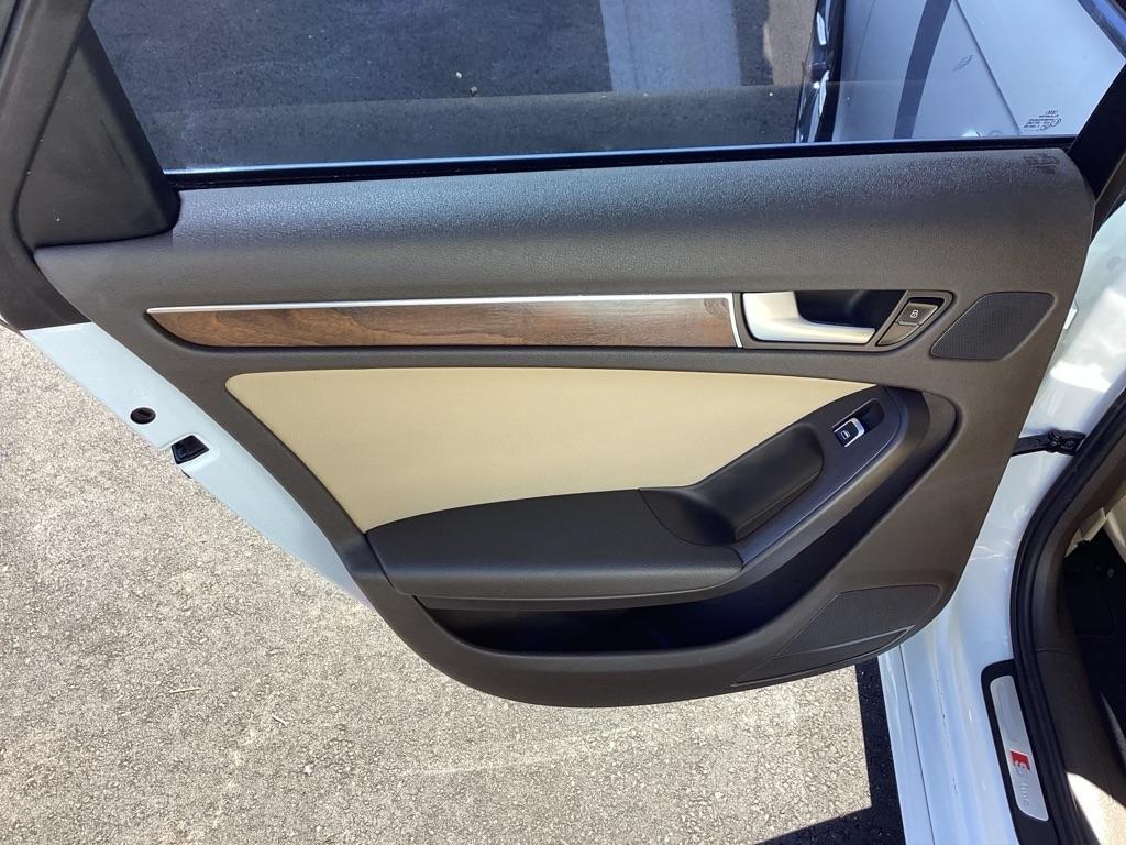 Audi A4 2.0 T Sedan FrontTrak Multitronic 2015