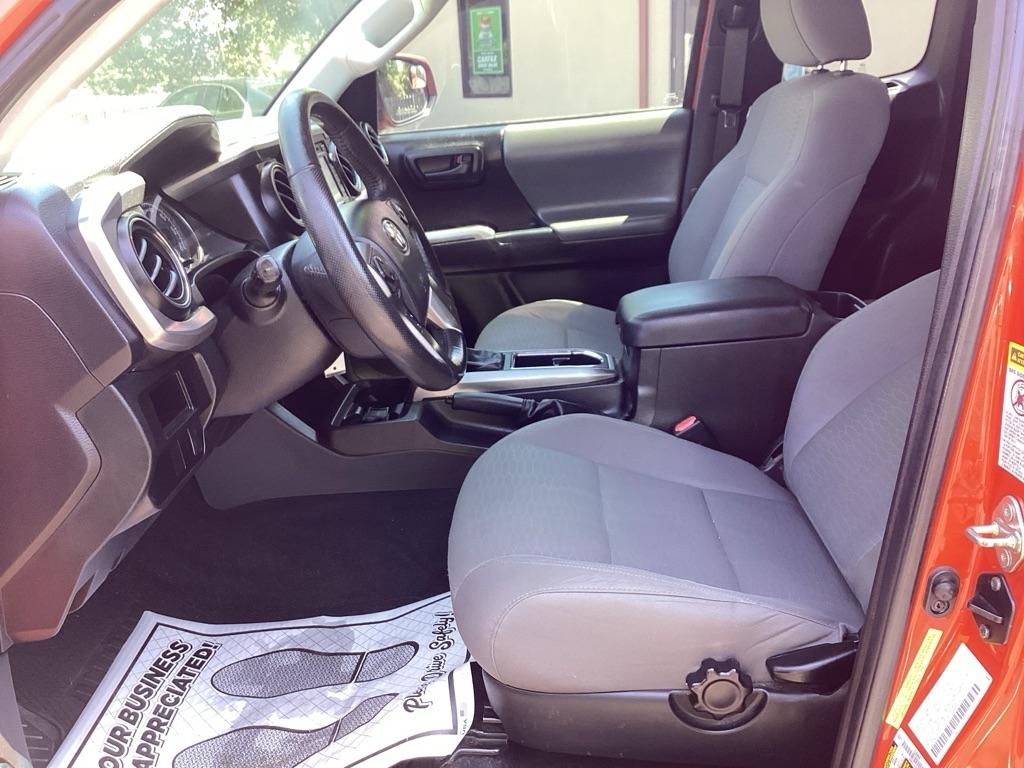 Toyota Tacoma SR5 Access Cab I4 6AT 2WD 2016