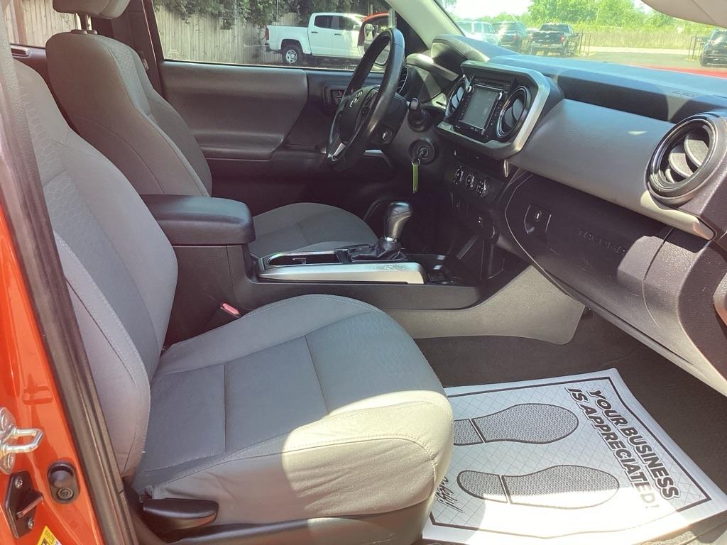 Toyota Tacoma SR5 Access Cab I4 6AT 2WD 2016