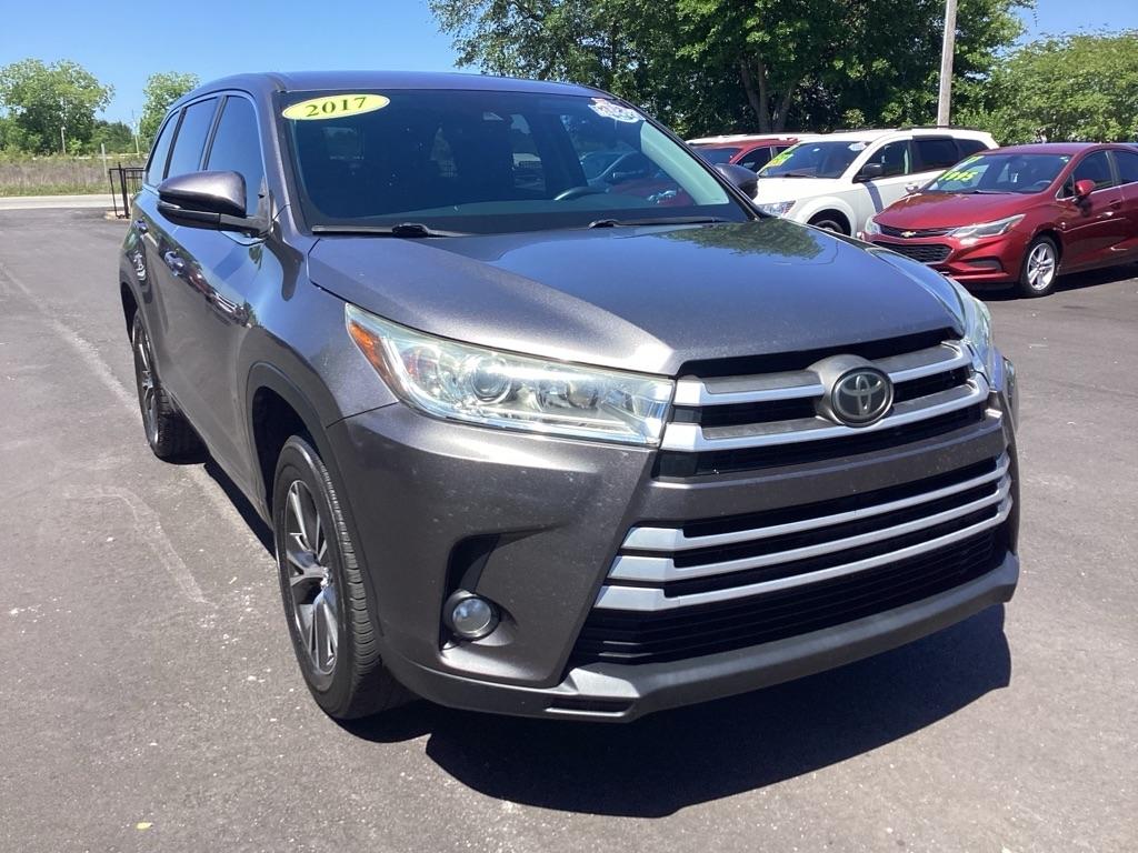 2017 Toyota Highlander LE Plus FWD V6