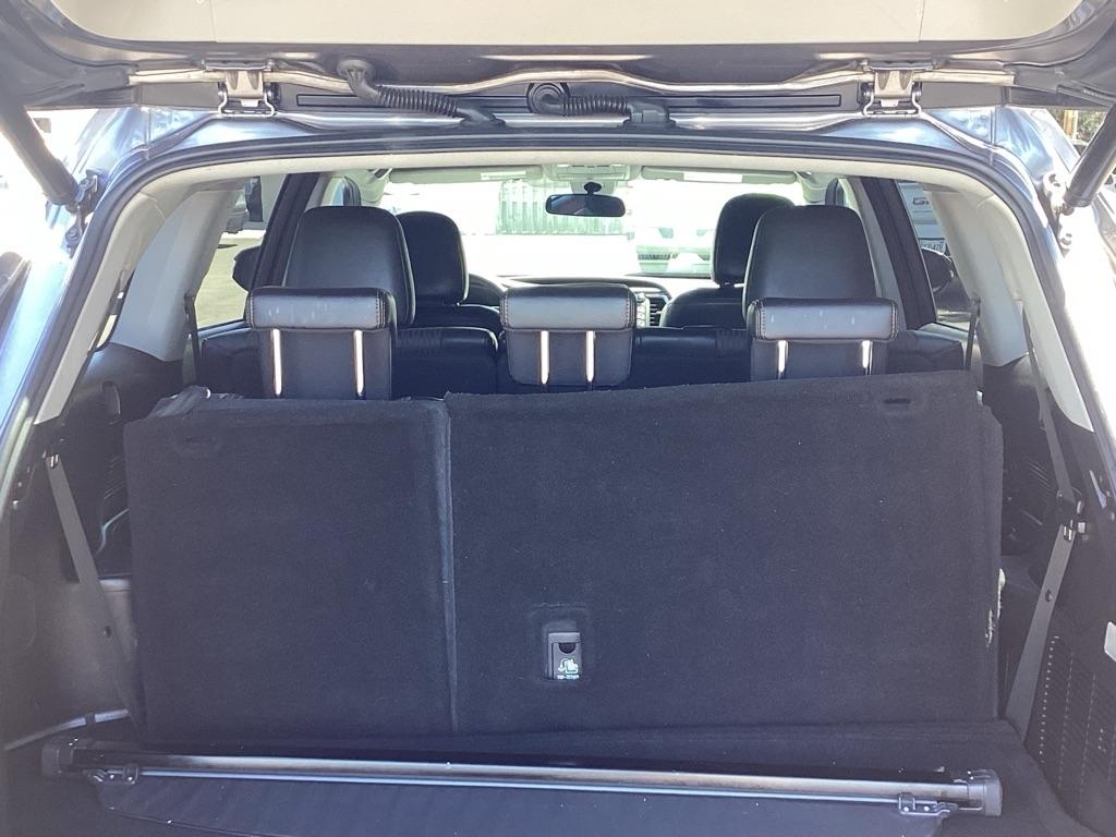Toyota Highlander LE Plus FWD V6 2017