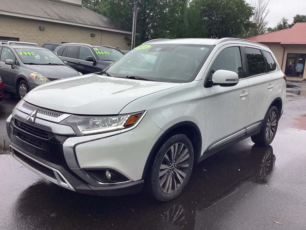 Mitsubishi Outlander SE 2WD 2020