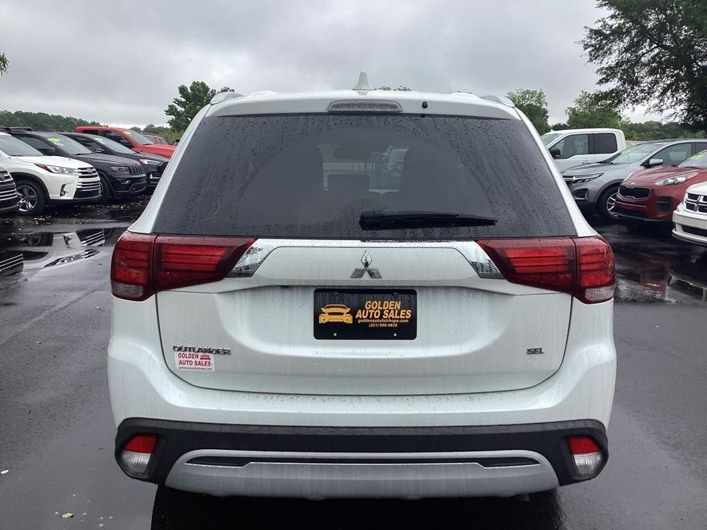 Mitsubishi Outlander SE 2WD 2020