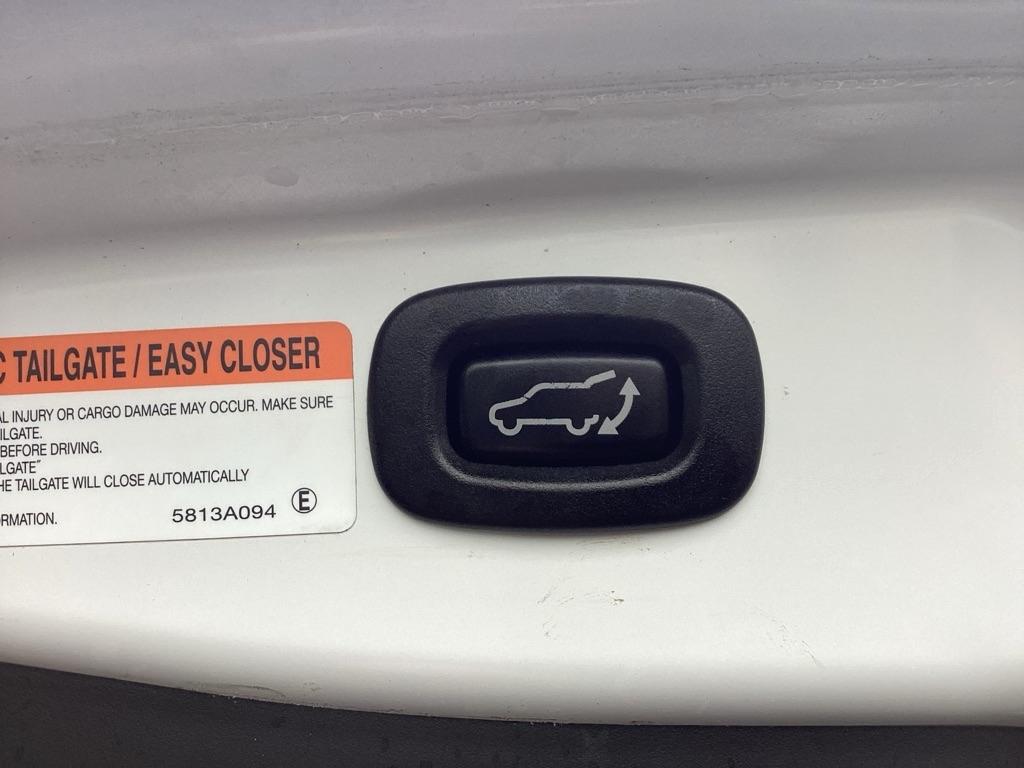 Mitsubishi Outlander SE 2WD 2020