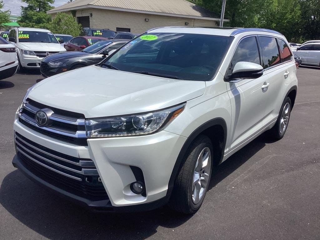 Toyota Highlander Limited FWD V6 2017