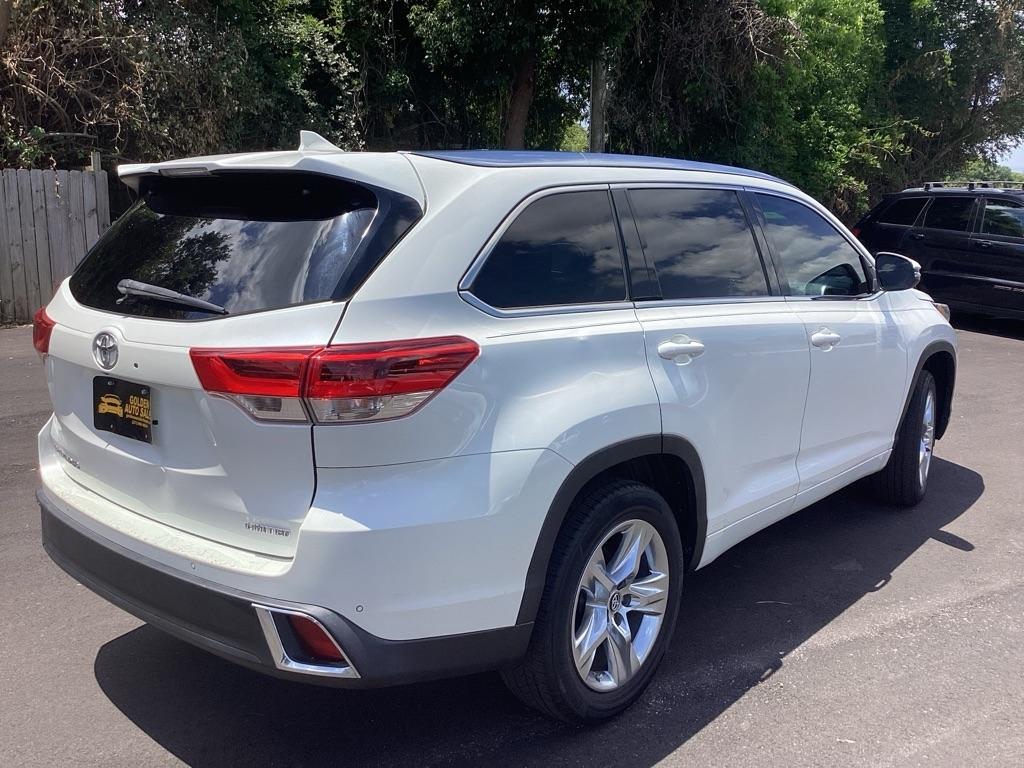 Toyota Highlander Limited FWD V6 2017