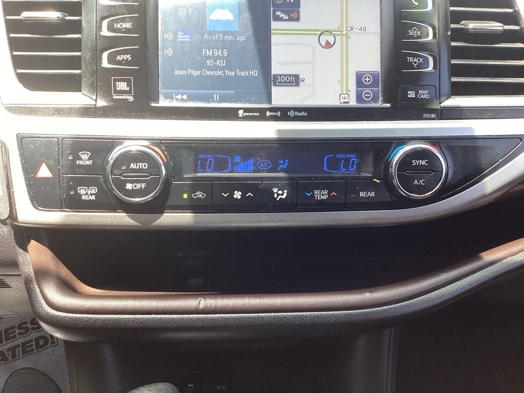 Toyota Highlander Limited FWD V6 2017