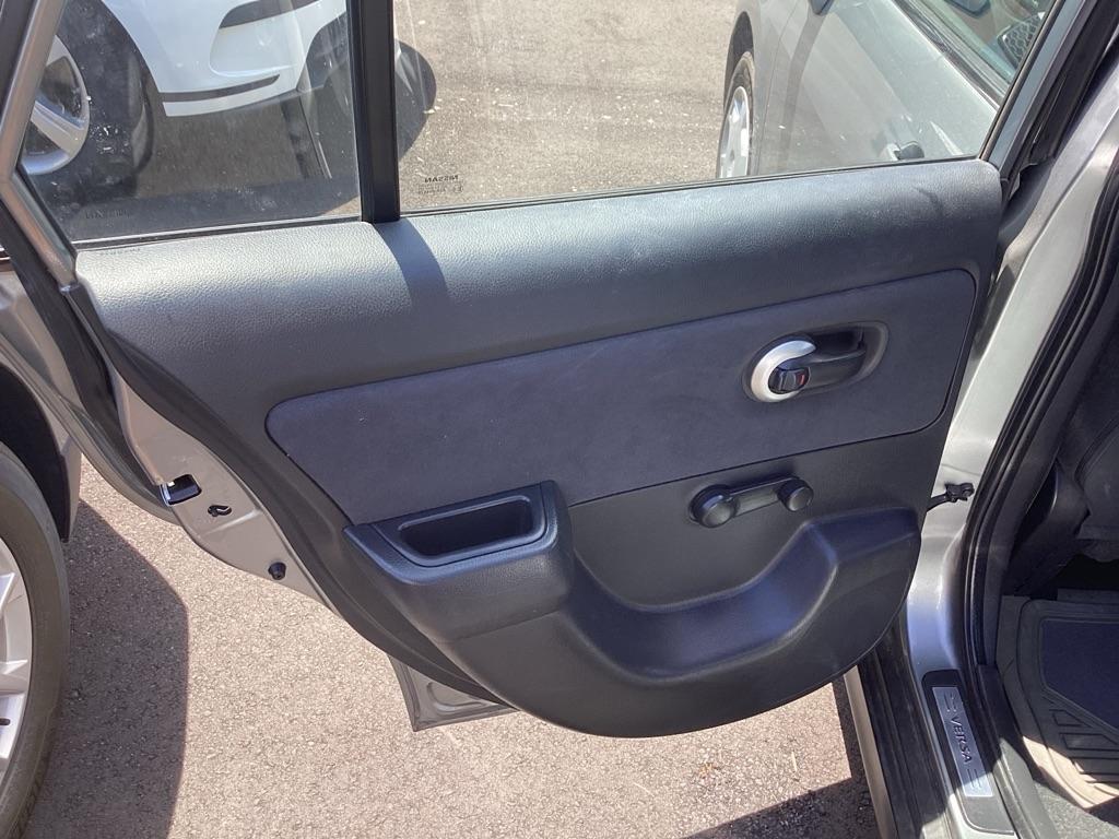Nissan Versa 1.8 S Sedan 2008
