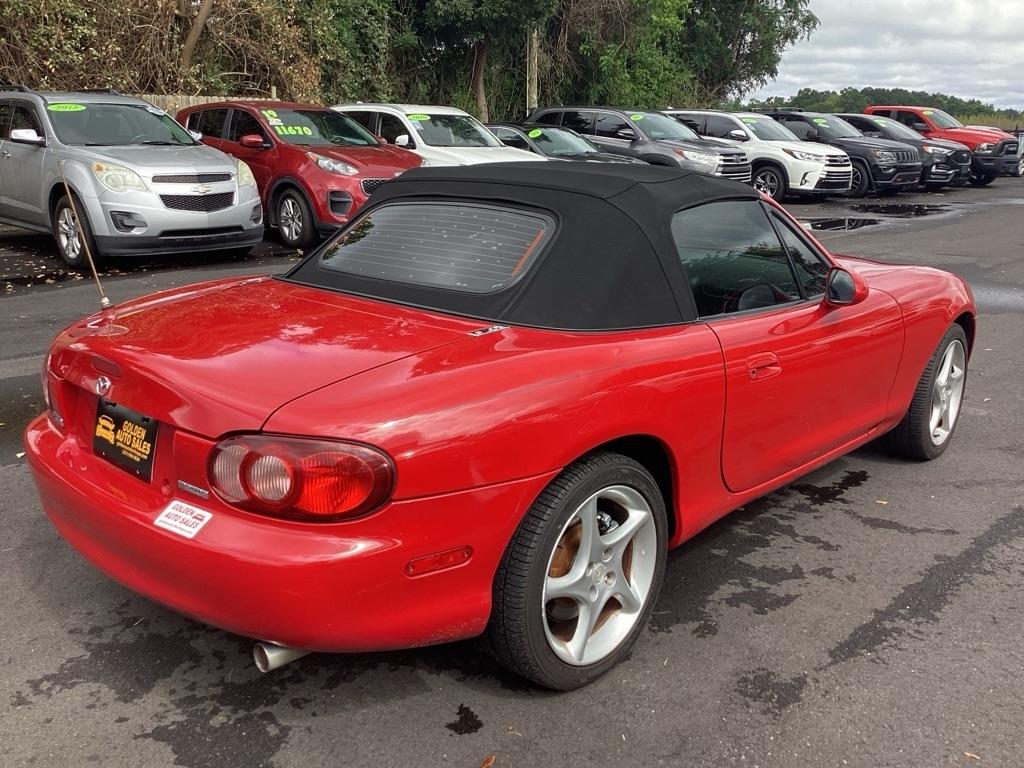 Mazda MX-5 Miata Base 2003