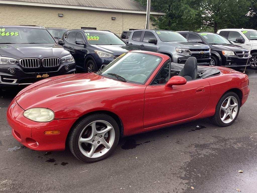 Mazda MX-5 Miata Base 2003