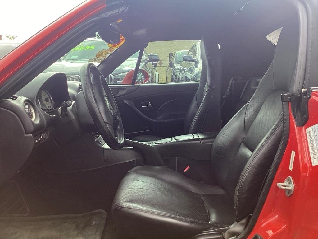 Mazda MX-5 Miata Base 2003