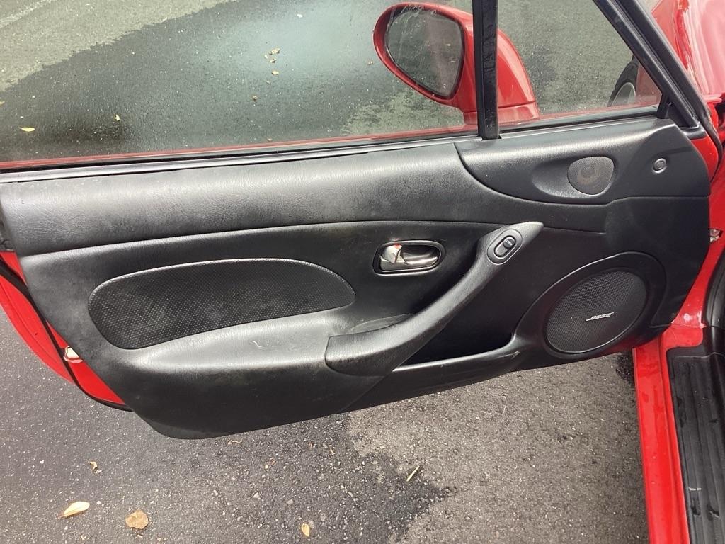 Mazda MX-5 Miata Base 2003