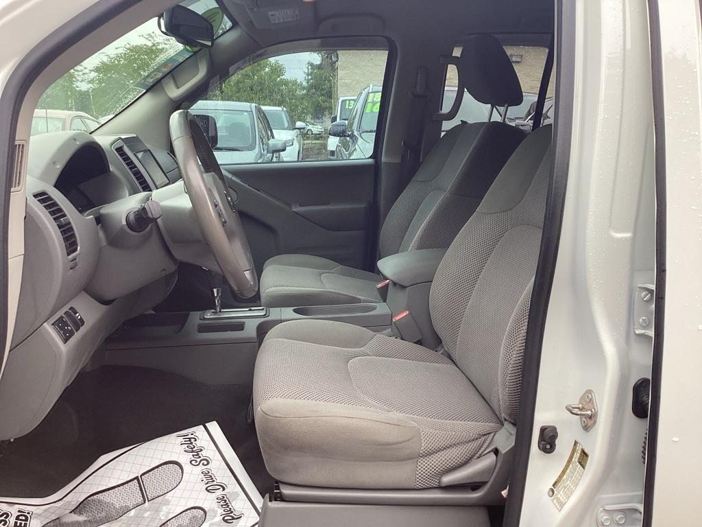 Nissan Frontier S Crew Cab 6MT 2WD 2019