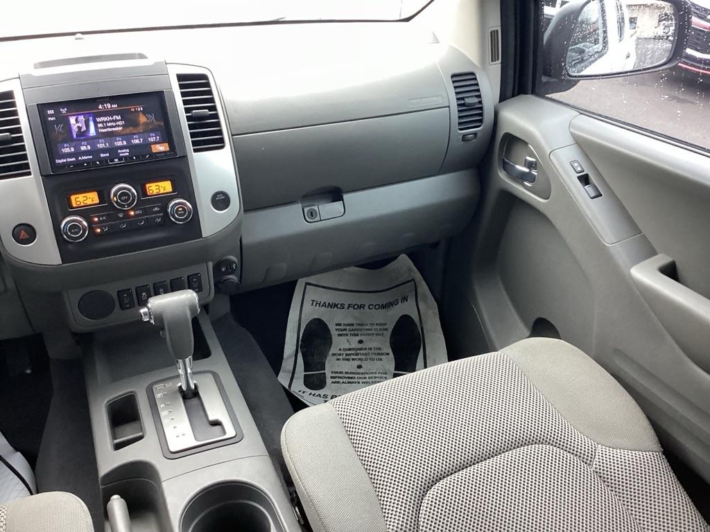 Nissan Frontier S Crew Cab 6MT 2WD 2019