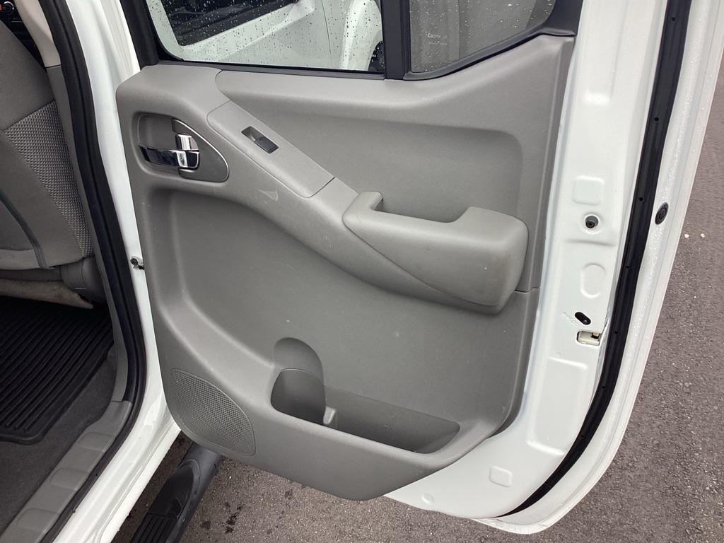Nissan Frontier S Crew Cab 6MT 2WD 2019
