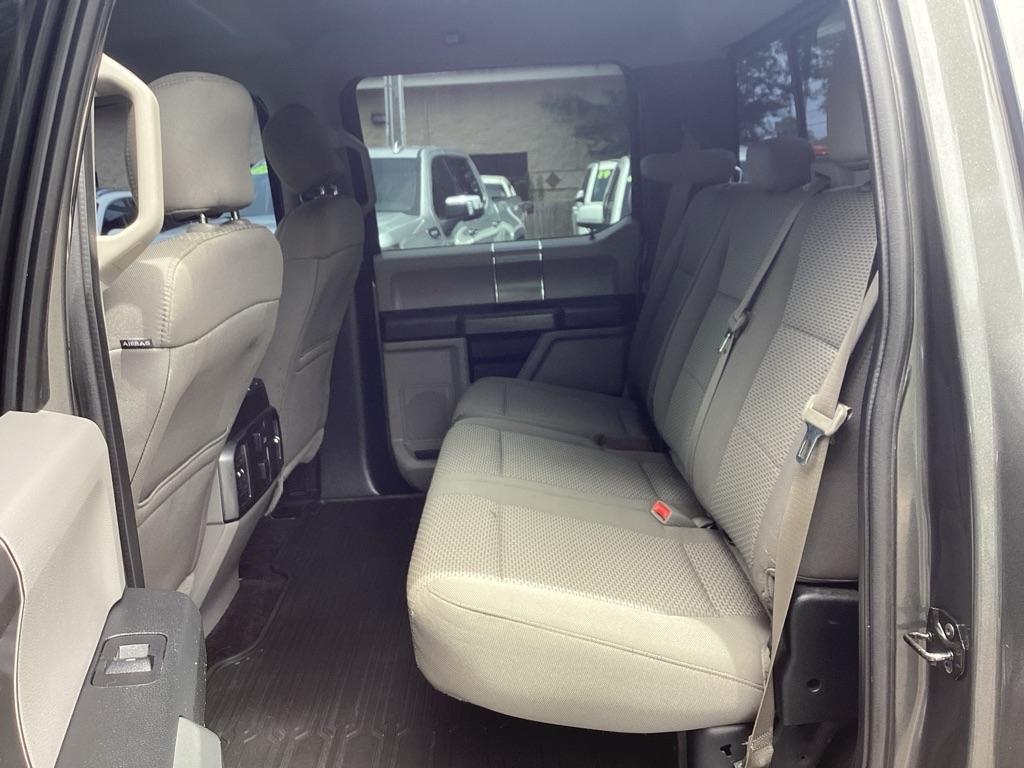 Ford F-150 XL SuperCrew 5.5-ft. Bed 4WD 2016