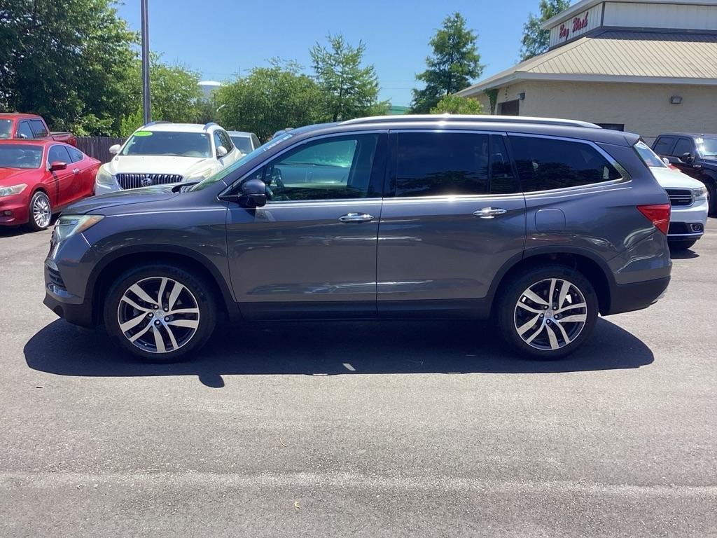 Honda Pilot Touring 2WD 2017