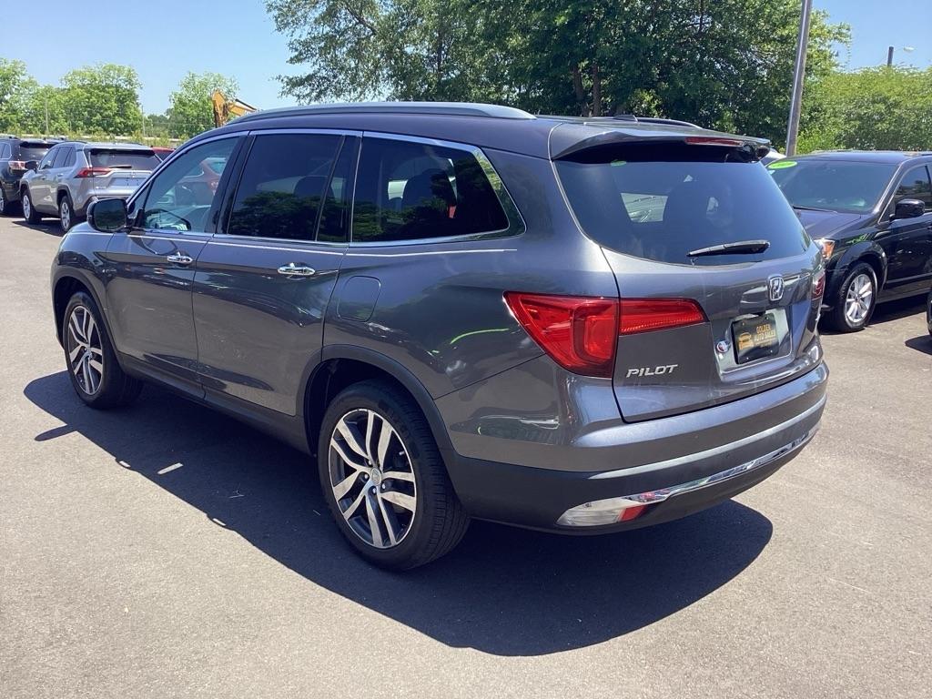 Honda Pilot Touring 2WD 2017