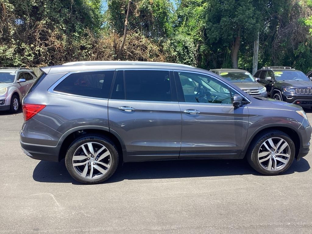 Honda Pilot Touring 2WD 2017