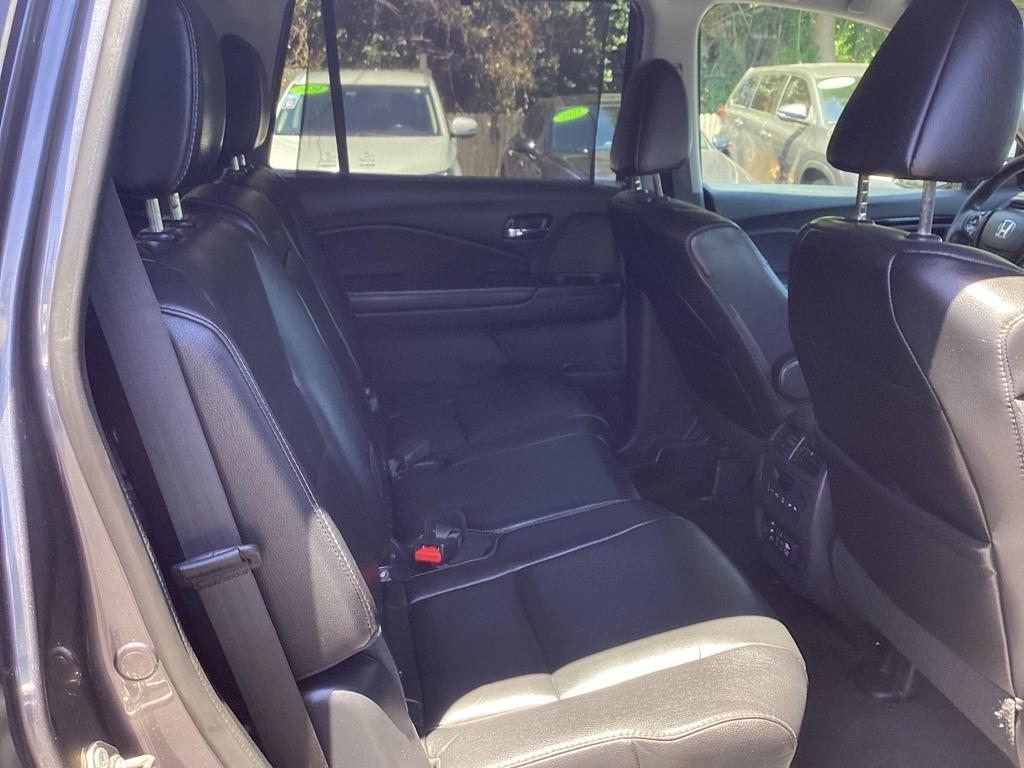Honda Pilot Touring 2WD 2017