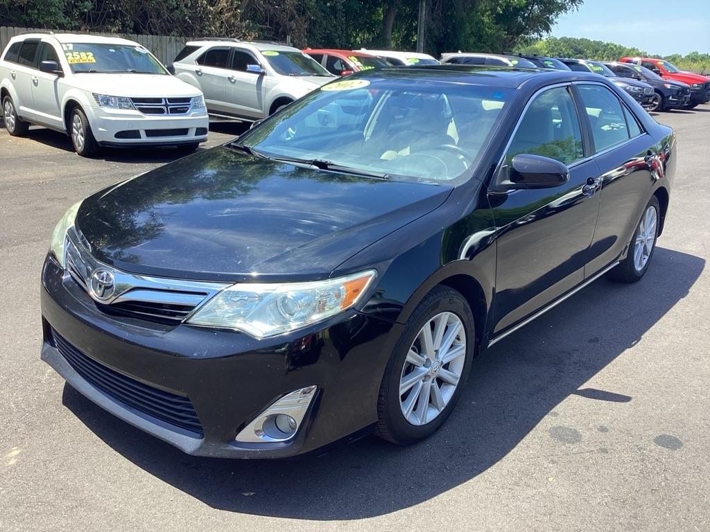 Toyota Camry SE 2012