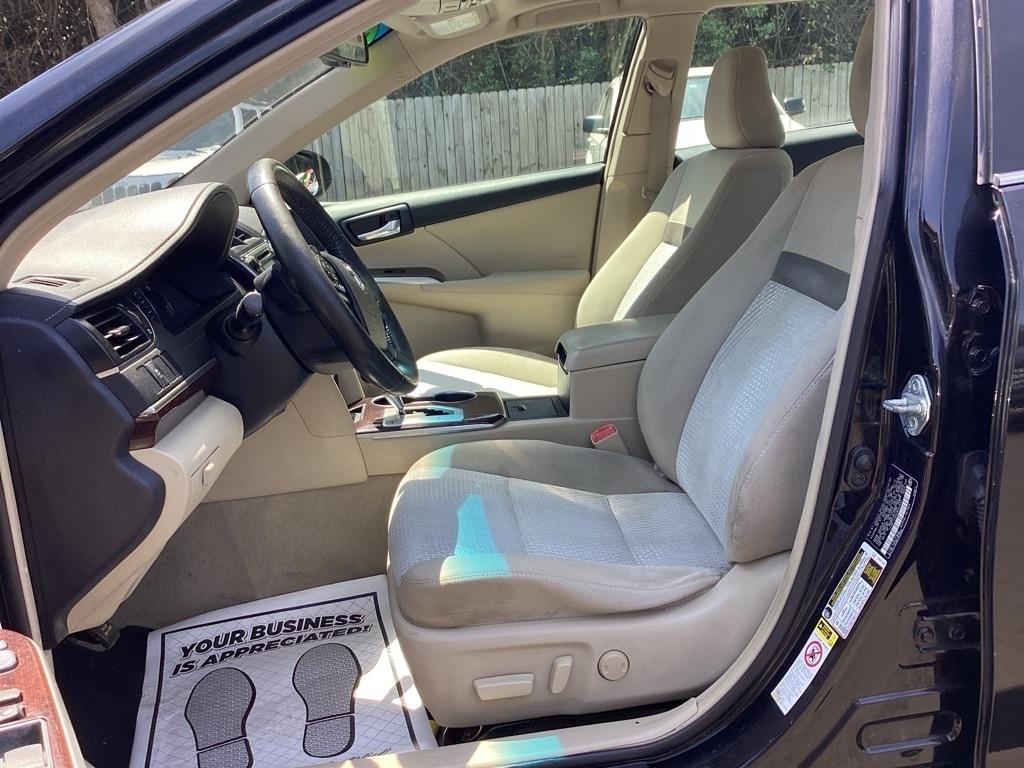 Toyota Camry SE 2012