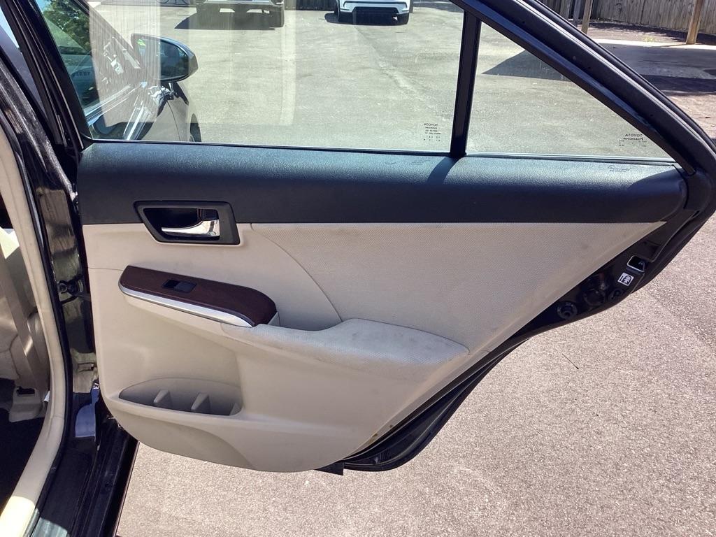 Toyota Camry SE 2012