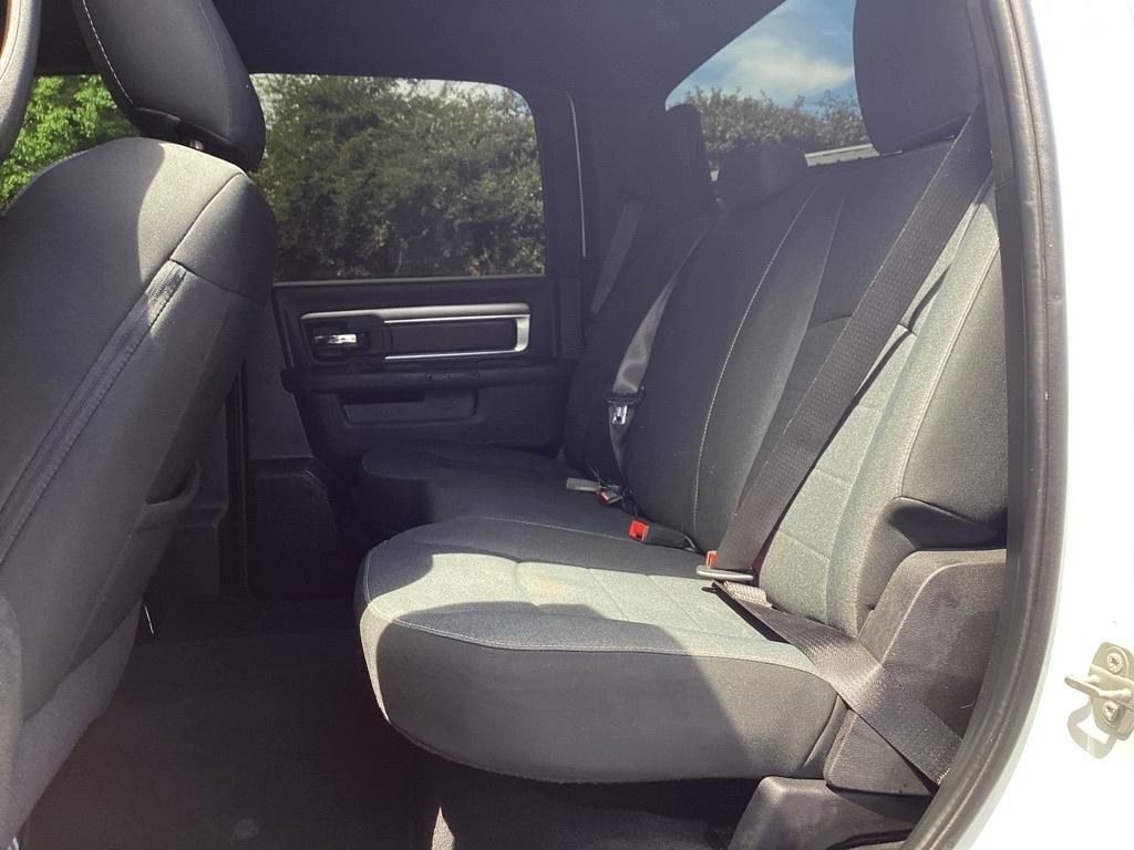 RAM 1500 Classic Tradesman Crew Cab SWB 4WD 2021