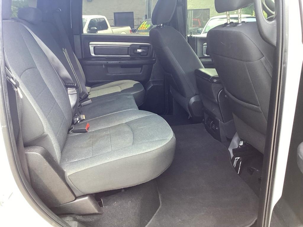 RAM 1500 Classic Tradesman Crew Cab SWB 4WD 2021