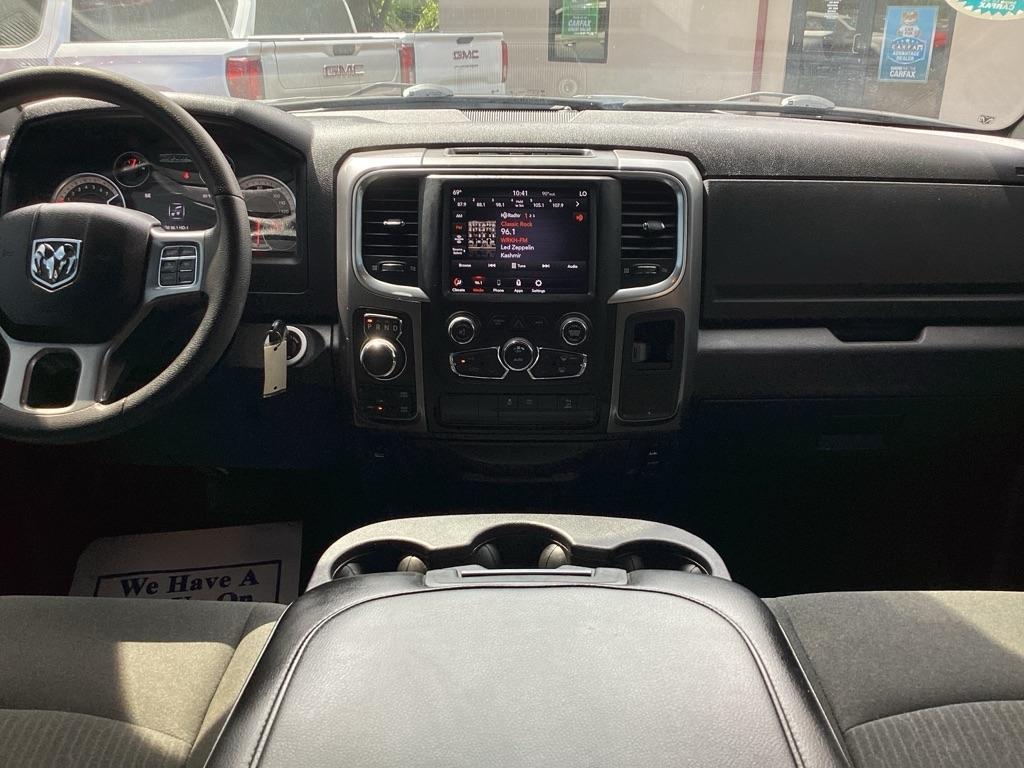 RAM 1500 Classic Tradesman Crew Cab SWB 4WD 2021