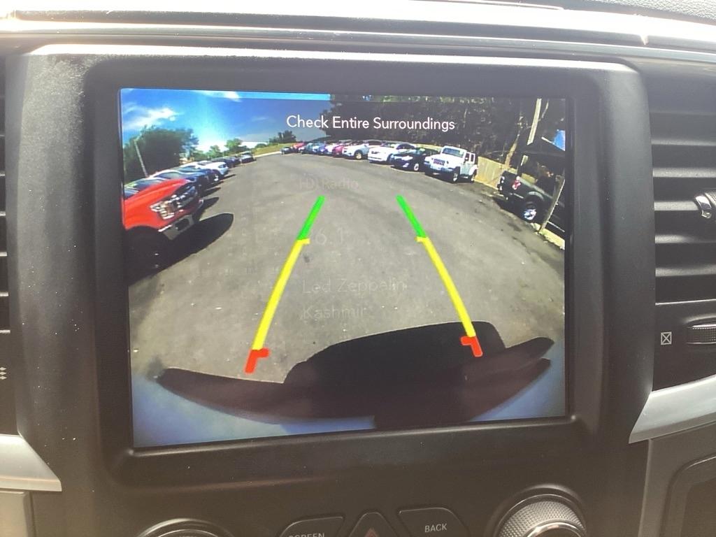 RAM 1500 Classic Tradesman Crew Cab SWB 4WD 2021