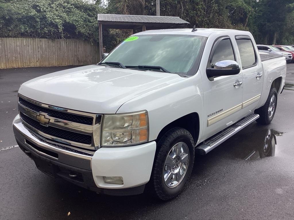 Chevrolet Silverado 1500 LT Crew Cab 2WD 2011