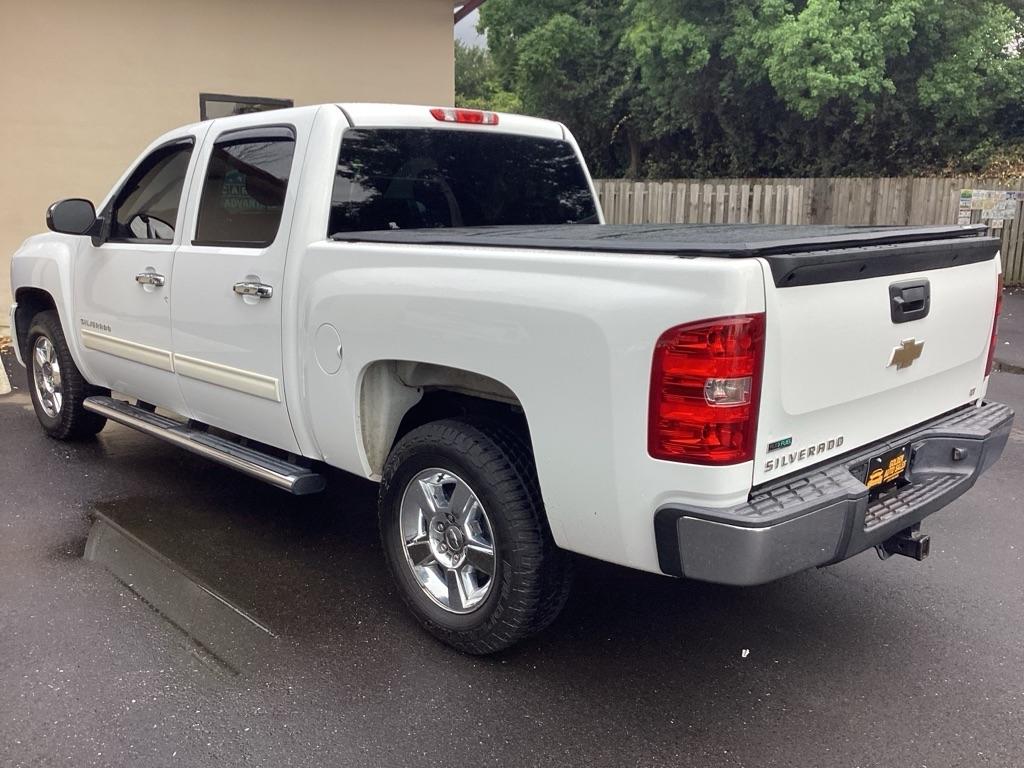 Chevrolet Silverado 1500 LT Crew Cab 2WD 2011