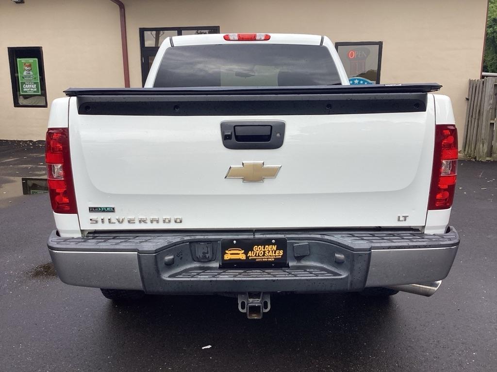 Chevrolet Silverado 1500 LT Crew Cab 2WD 2011