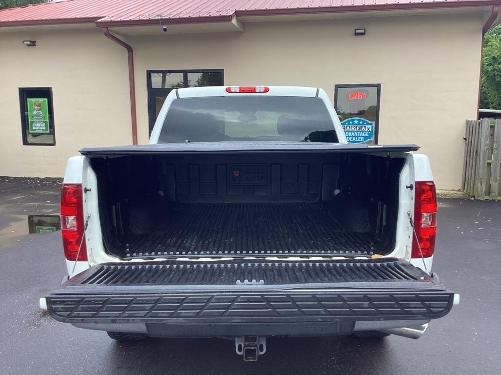 Chevrolet Silverado 1500 LT Crew Cab 2WD 2011