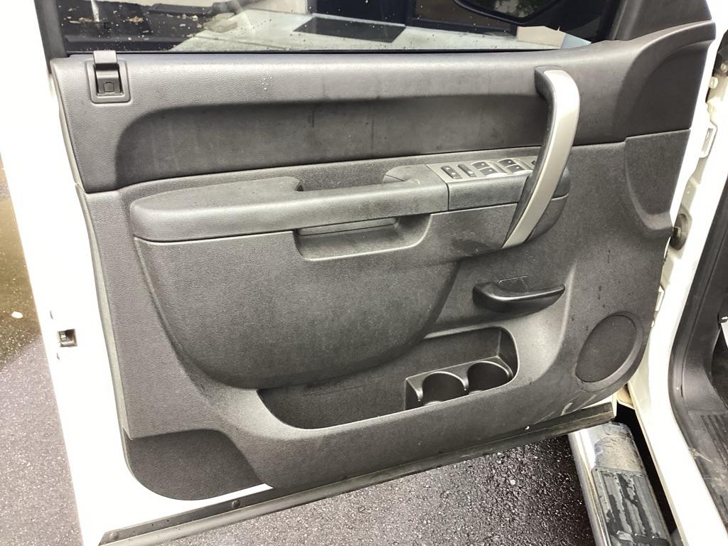 Chevrolet Silverado 1500 LT Crew Cab 2WD 2011