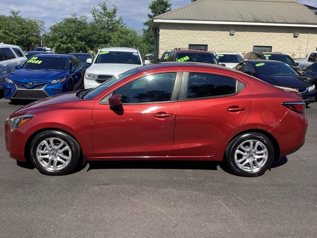 Toyota Yaris iA 6A 2017