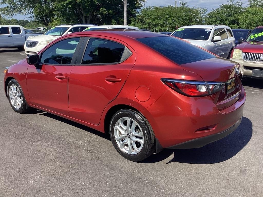 Toyota Yaris iA 6A 2017