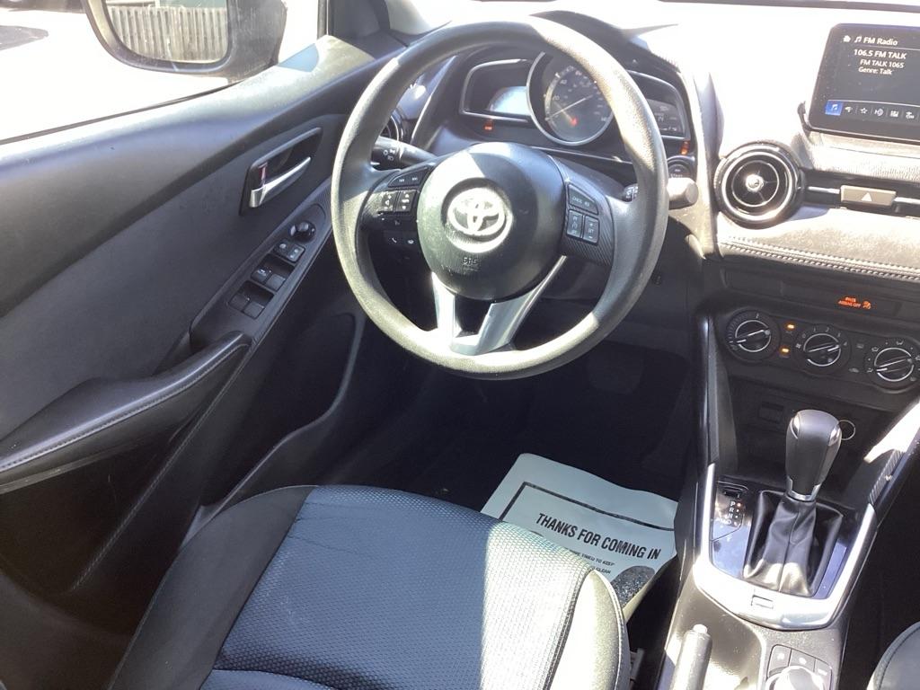 Toyota Yaris iA 6A 2017