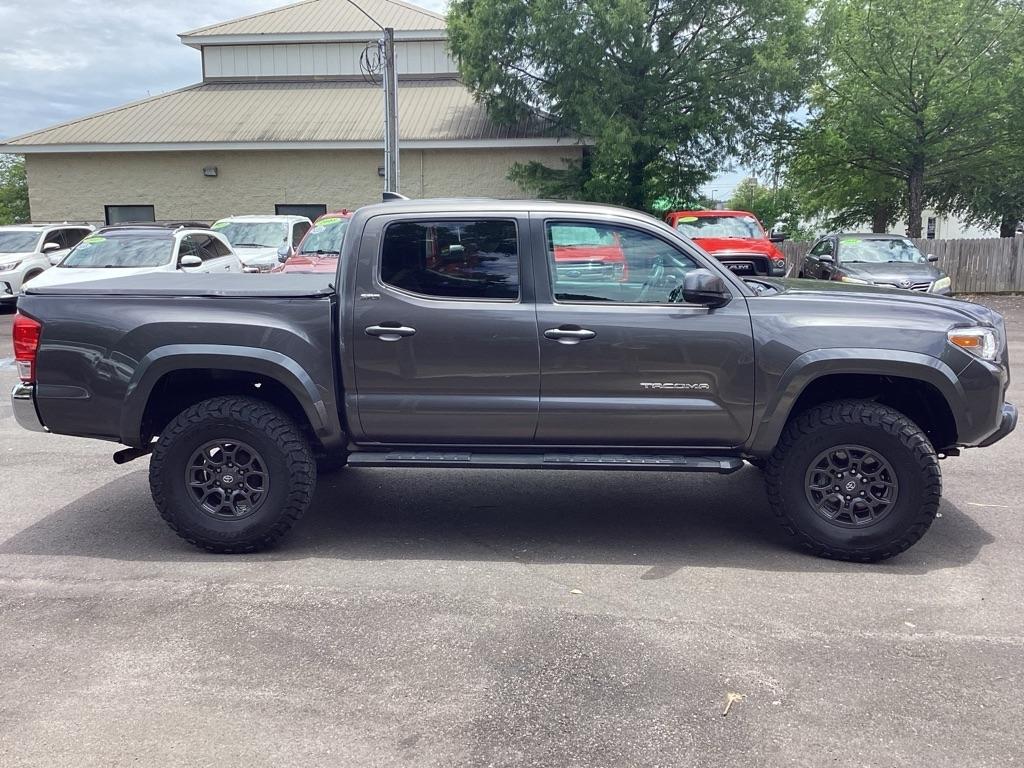 Toyota Tacoma SR5 Double Cab Long Bed V6 6AT 4WD 2017
