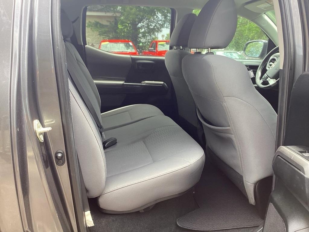 Toyota Tacoma SR5 Double Cab Long Bed V6 6AT 4WD 2017