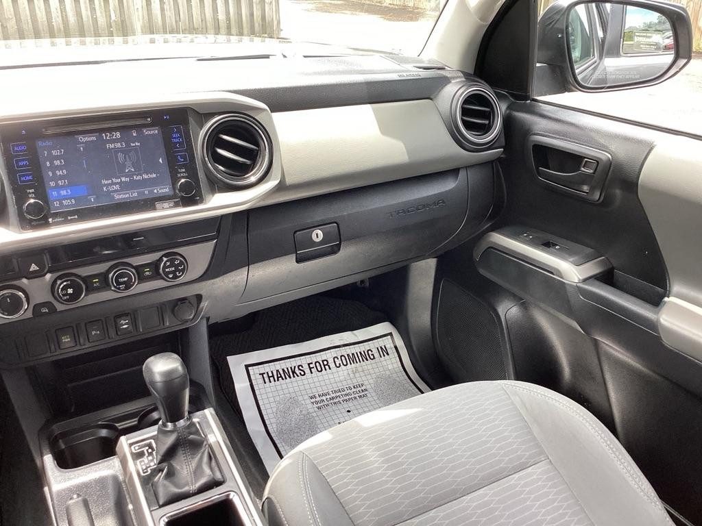 Toyota Tacoma SR5 Double Cab Long Bed V6 6AT 4WD 2017