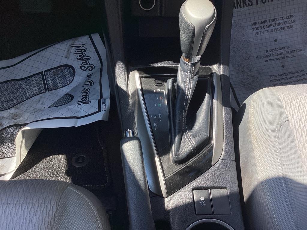 Toyota Corolla LE CVT 2014
