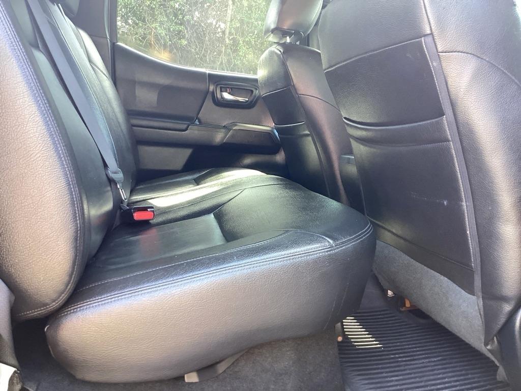 Toyota Tacoma SR5 Double Cab Long Bed V6 6AT 2WD 2016