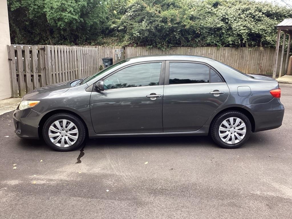 Toyota Corolla LE 2013