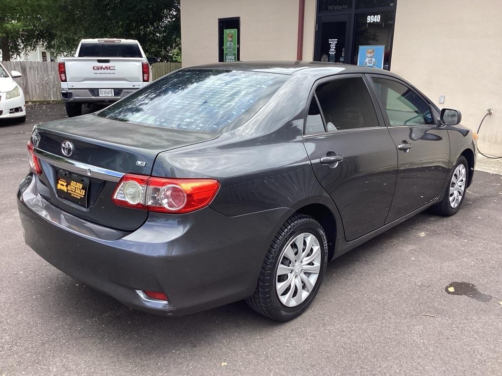 Toyota Corolla LE 2013