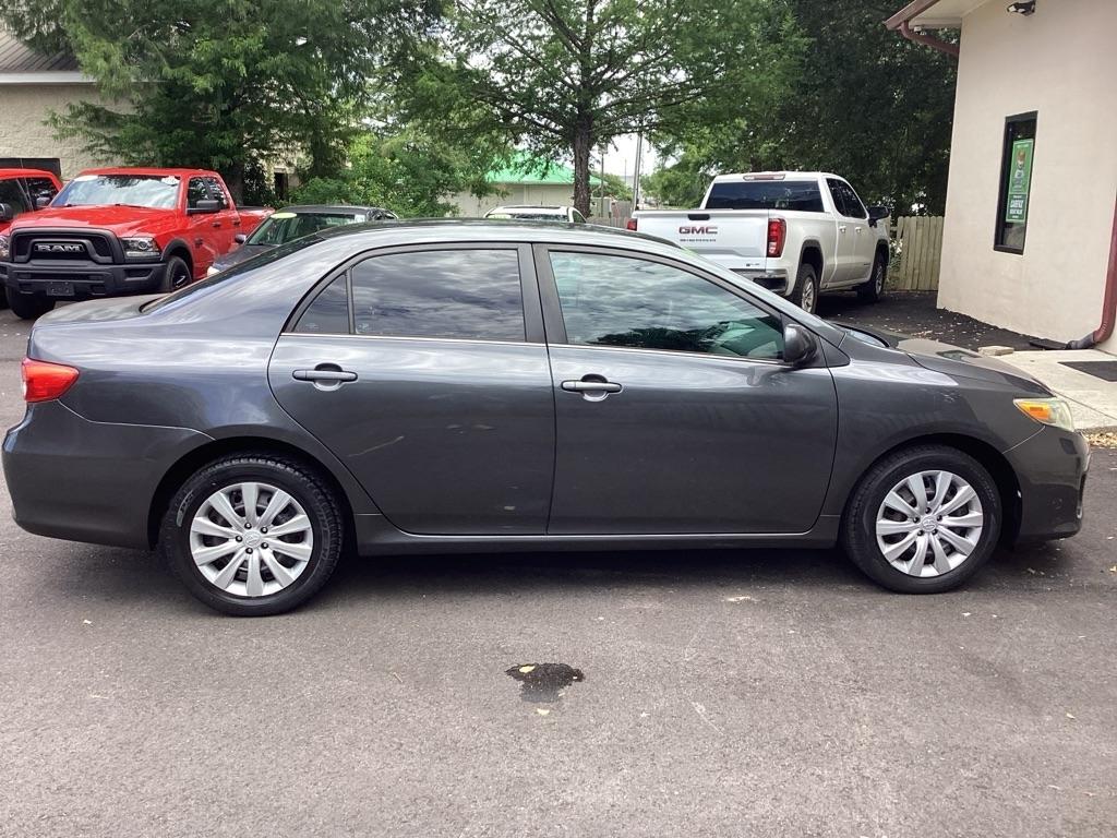 Toyota Corolla LE 2013