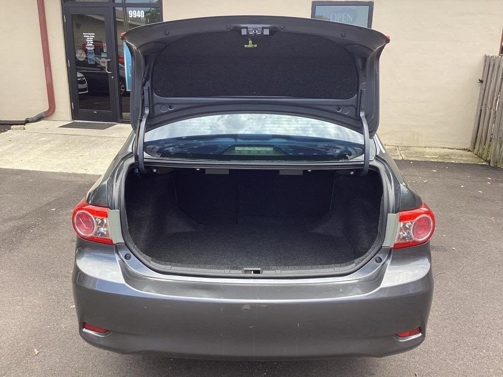Toyota Corolla LE 2013