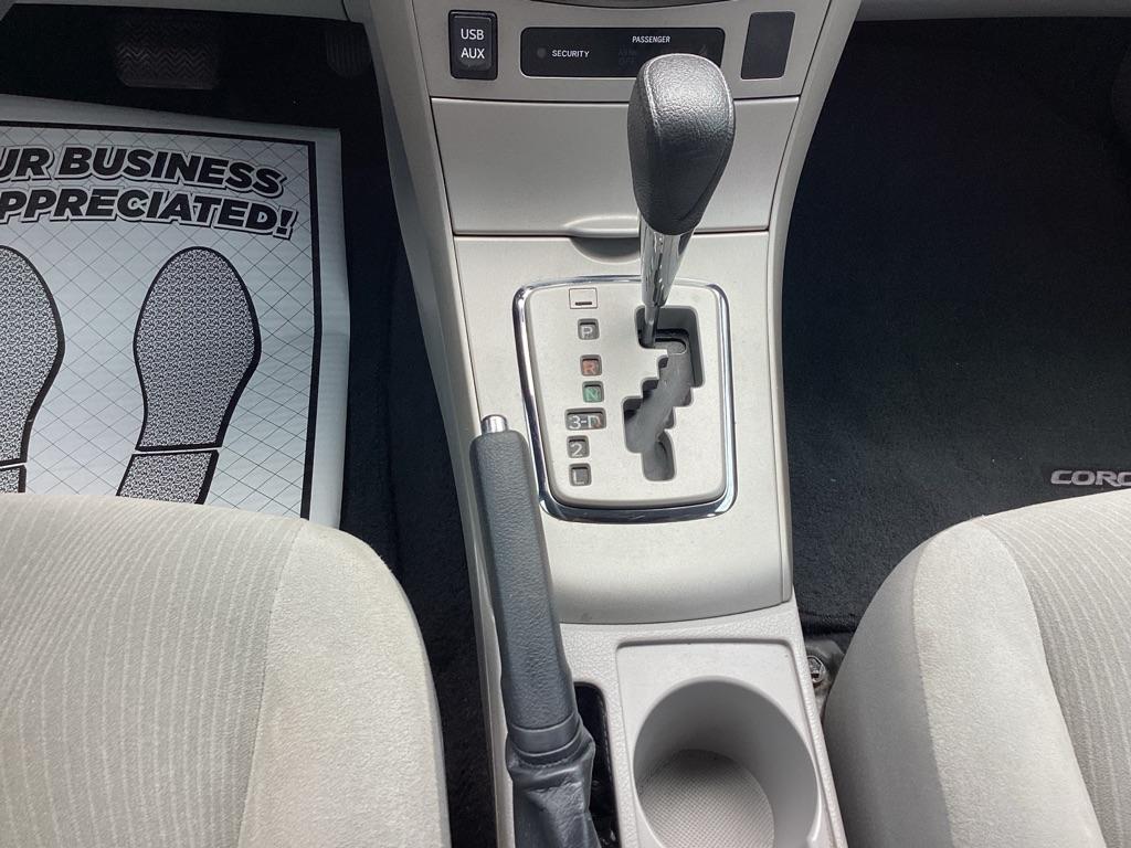 Toyota Corolla LE 2013